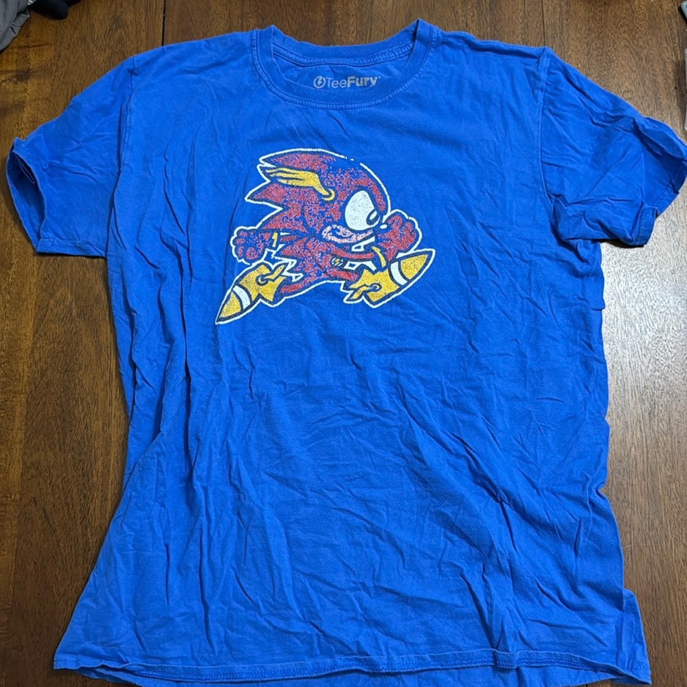 Faded Sonic x flash t shirt L